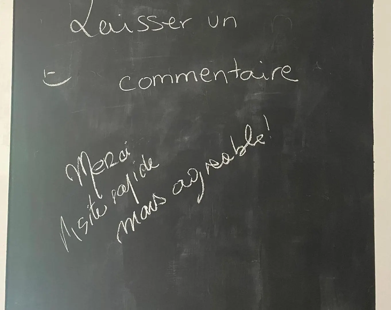 Homestay Une Cabine Commode Apartment Marignane